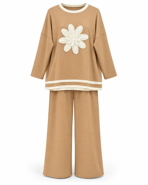 Ensemble Sweat Fleur Crochet et Pantalon Large Camel